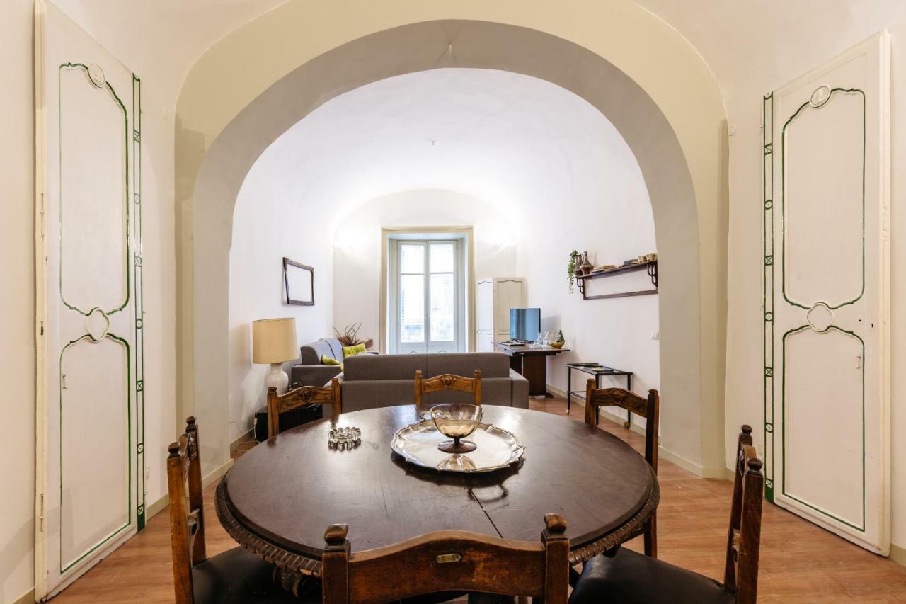 Case Barbera Via Parlamento Palermo Exterior photo