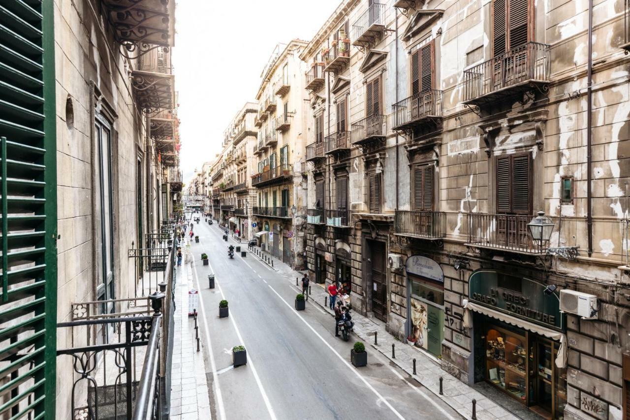Case Barbera Via Parlamento Palermo Exterior photo